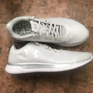 [Under Armour] Running Shoes